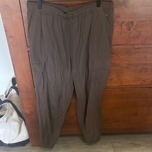 CALIA by Carrie Underwood Brown Cargo Jogger Pants